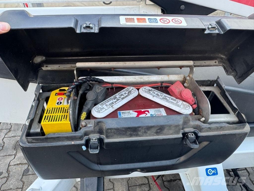 Dino 120 TB 拖拉移动式高空作业平台