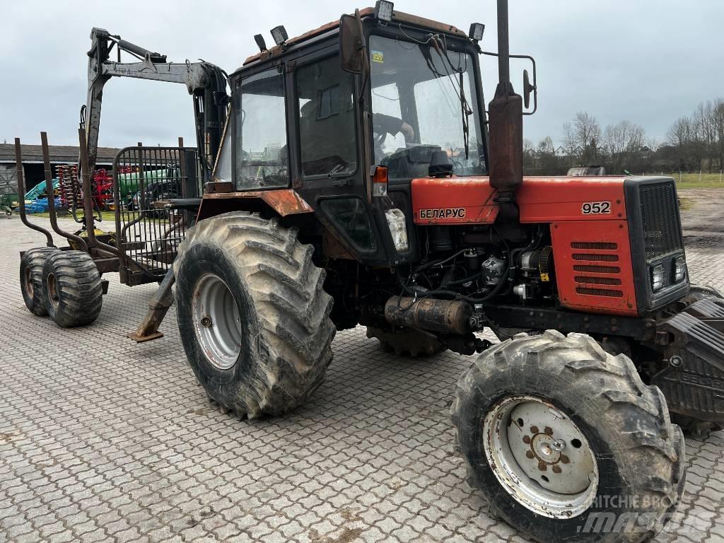 MTZ 952 林业拖拉机