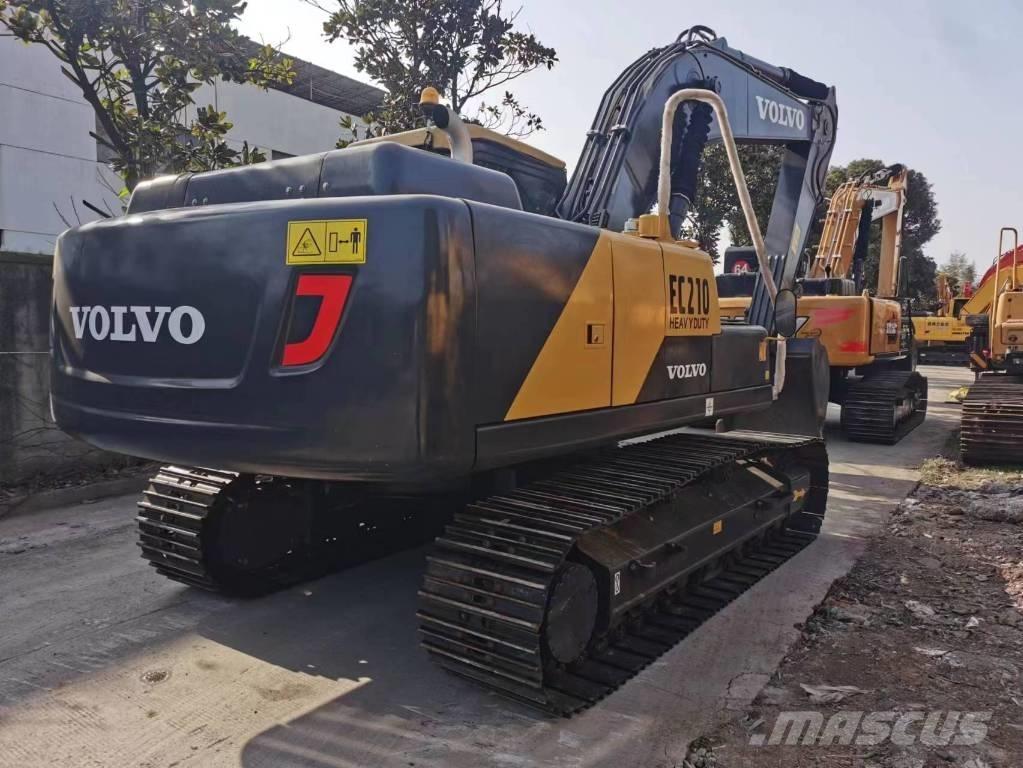 Volvo EC 210 B LC 履带挖掘机