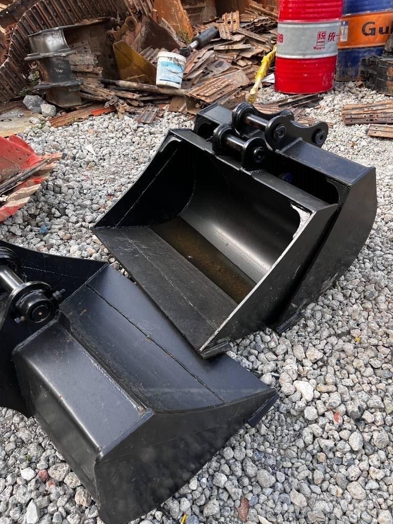 Hitachi ZX 70 中型挖掘机
