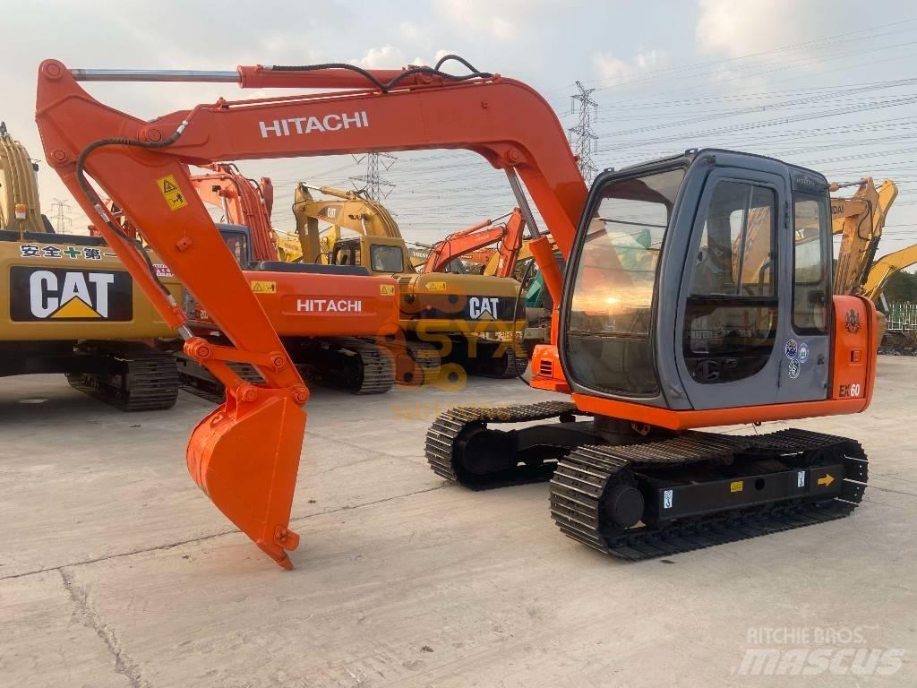 Hitachi EX 60 小型挖掘机
