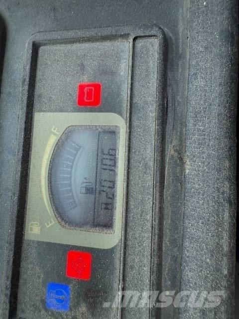 Hitachi ZX 26 小型挖掘机