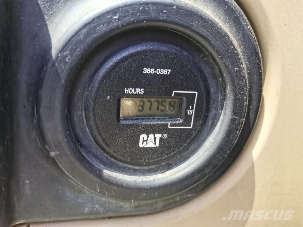 CAT 320 C L 履带挖掘机
