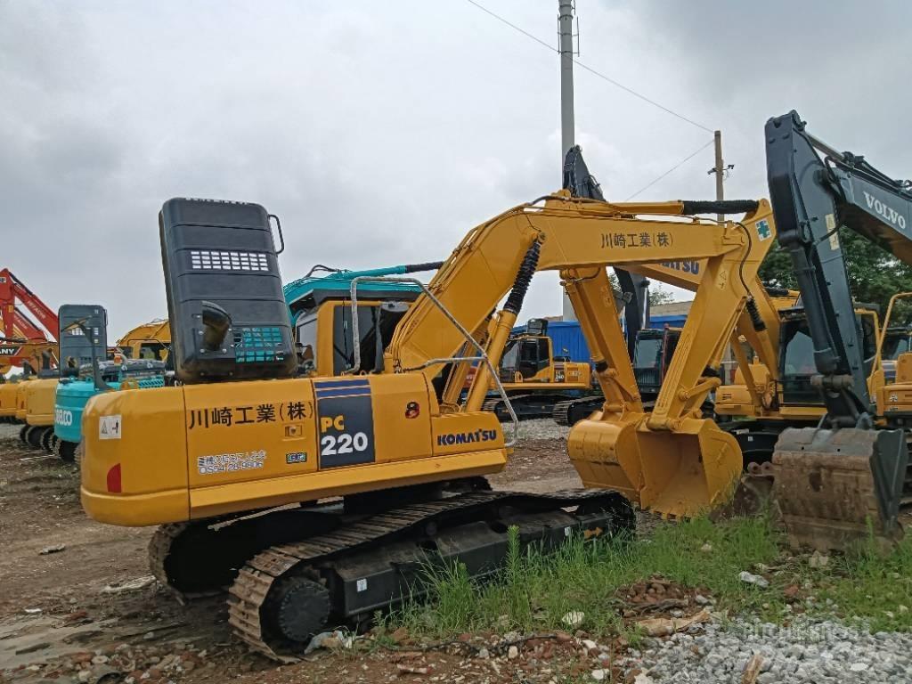 Komatsu PC 220-8 履带挖掘机