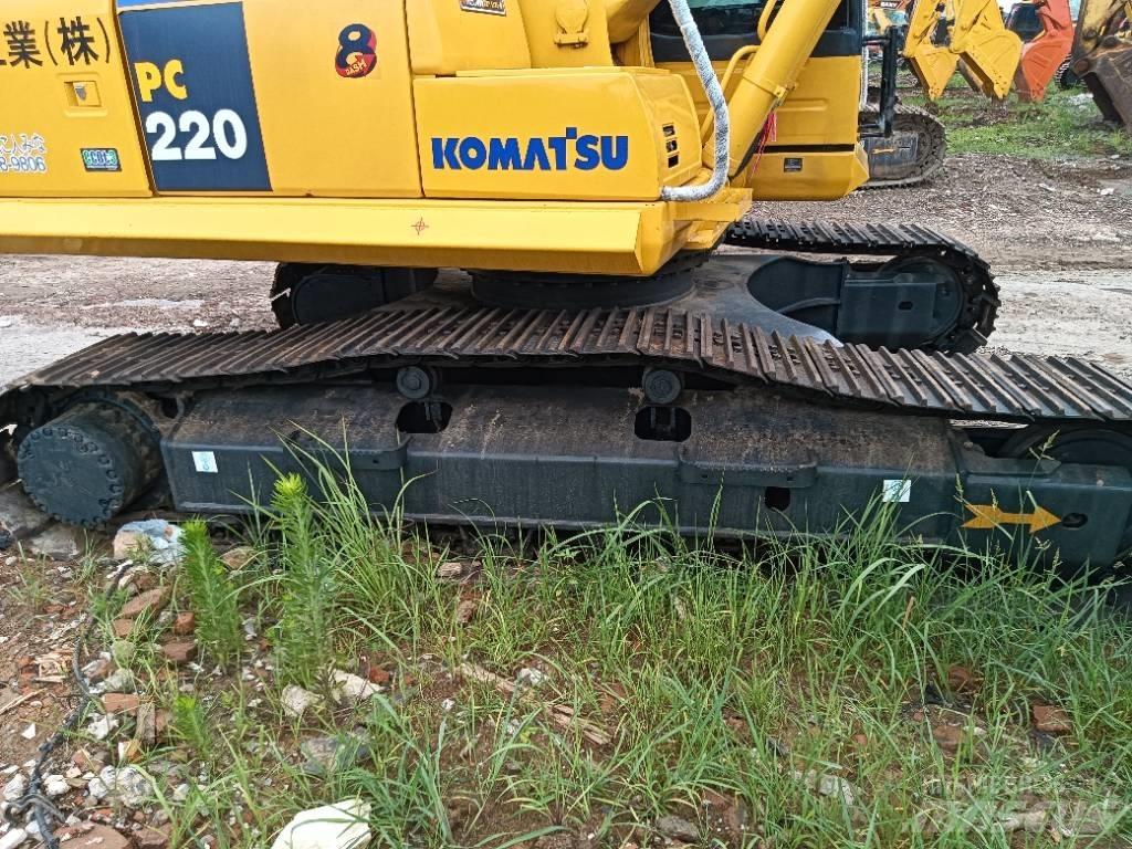 Komatsu PC 220-8 履带挖掘机