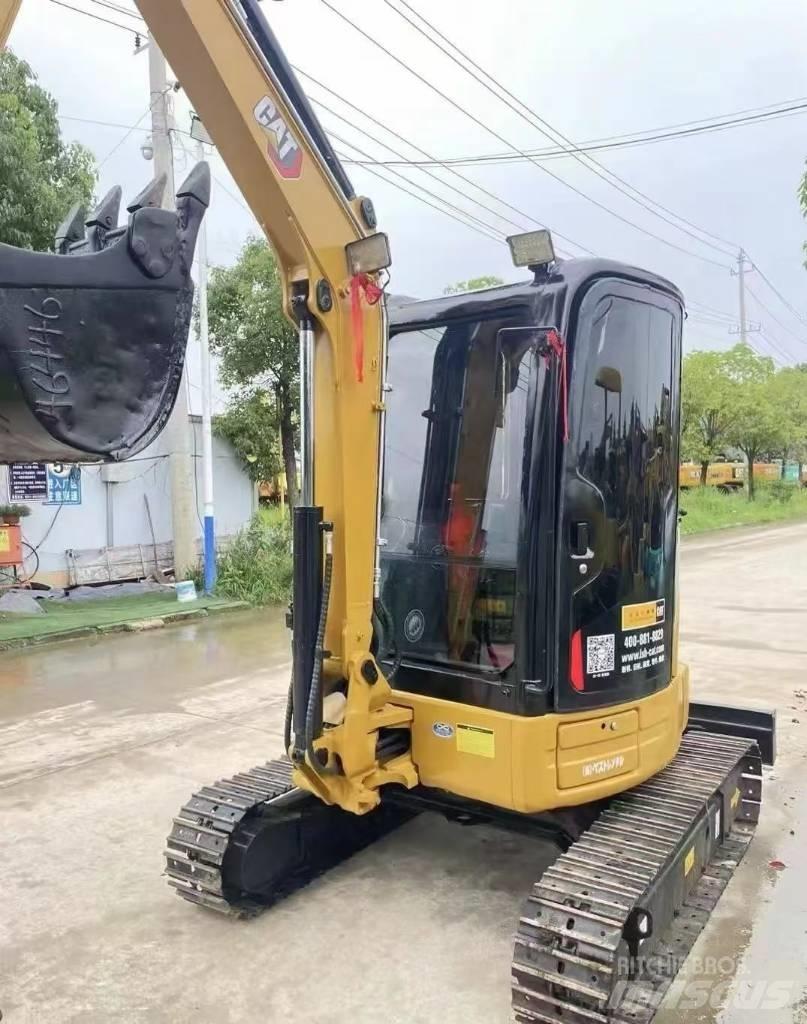 CAT 303.5 D CR 小型挖掘机