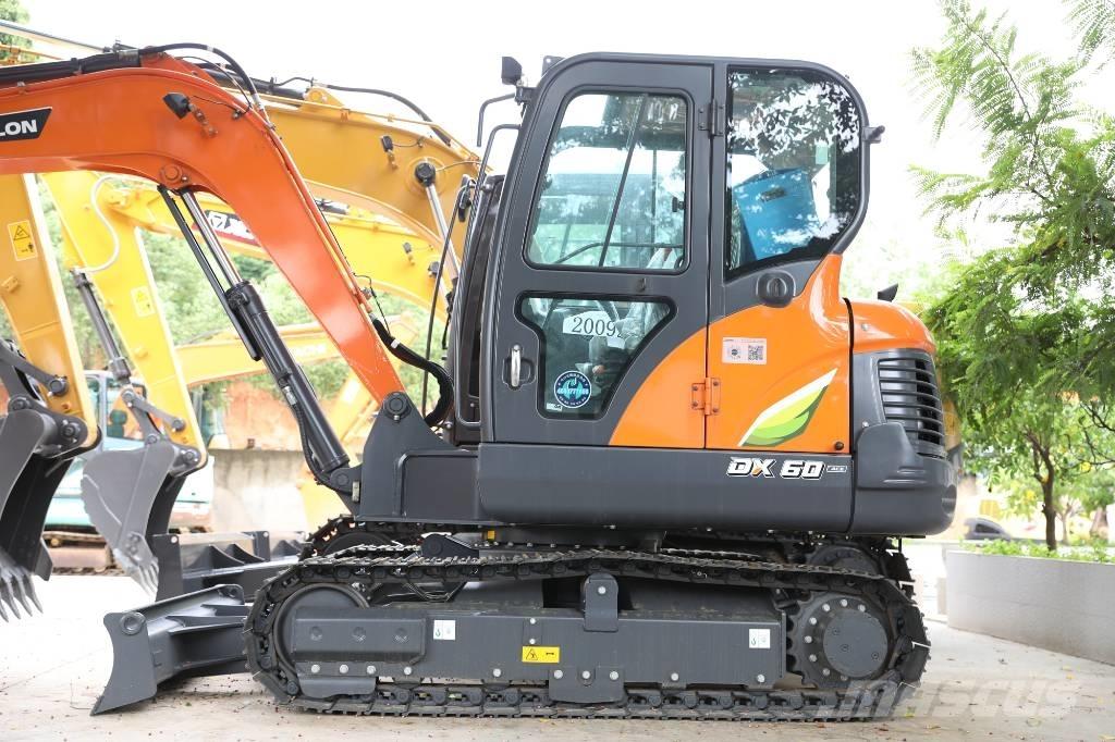 Develon DX 60 E-10 N 轮式挖掘机