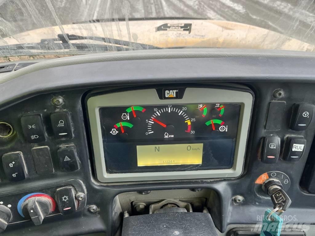 CAT 730 C 铰接式自卸车