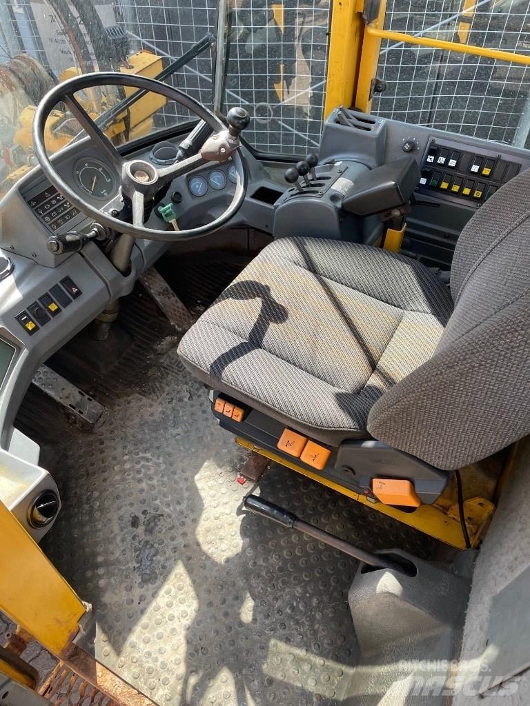 Volvo L120B 轮式装载机