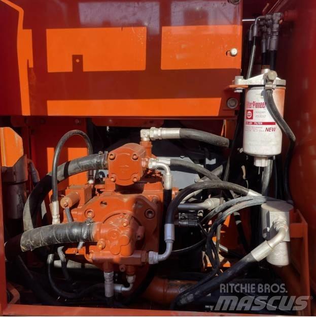 Doosan DX150W-9C 轮式挖掘机