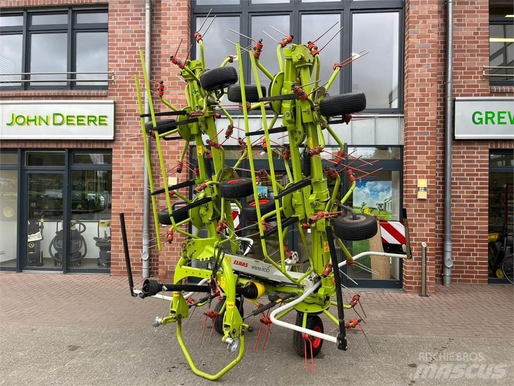 CLAAS Volto 1100 犁耙和摊草机