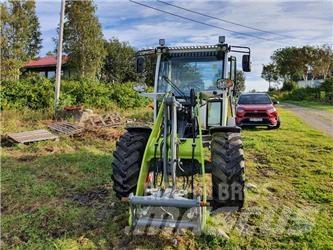 CLAAS TORION 530 前装载和挖掘机