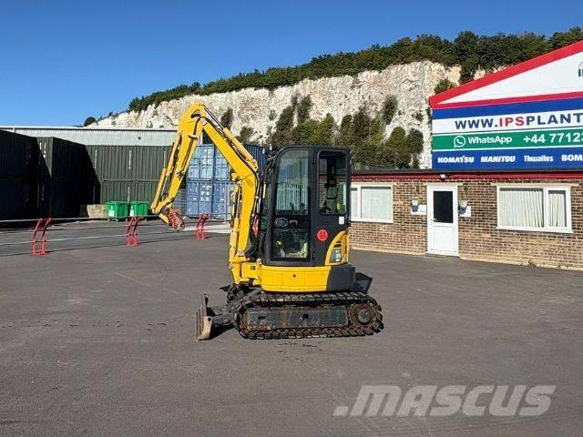 Komatsu PC 26 MR-3 小型挖掘机