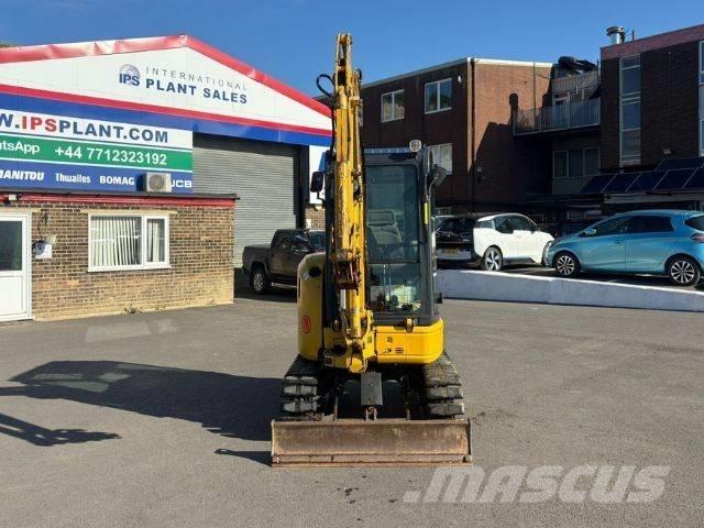 Komatsu PC 26 MR-3 小型挖掘机