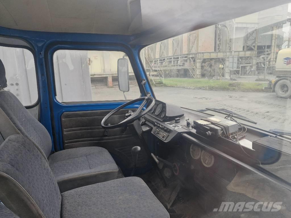 Avia 30N 平板栏板货车