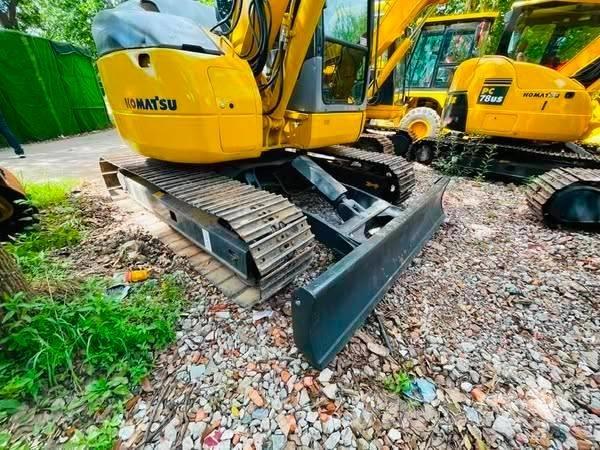 Komatsu PC78US-11 中型挖掘机