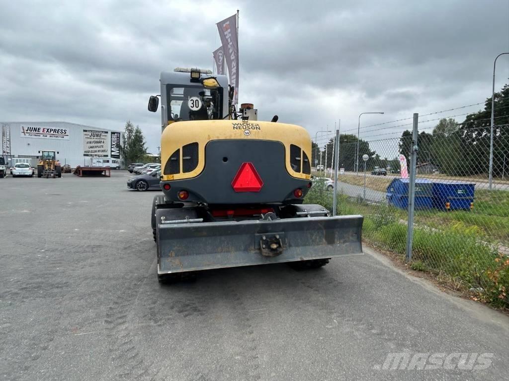 Wacker Neuson EW100 轮式挖掘机