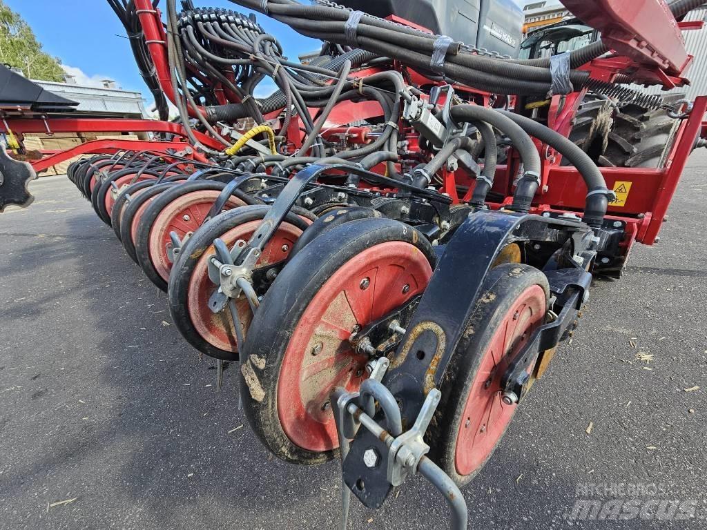 Horsch Focus 6 TD 条播机