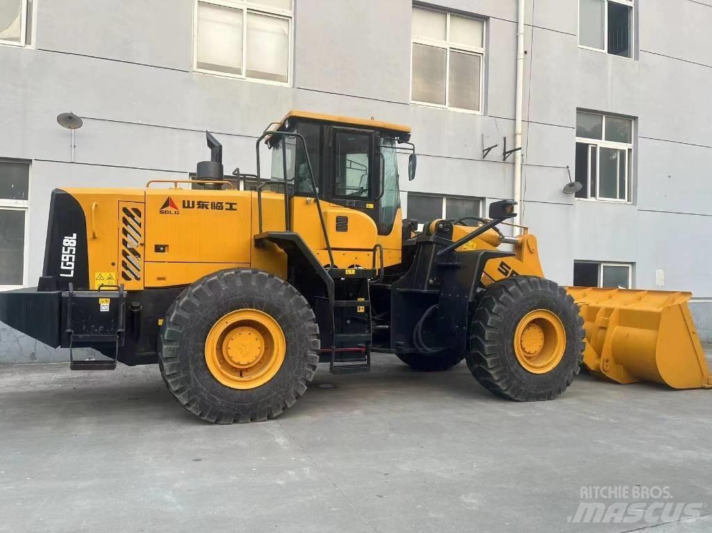 SDLG 958L 轮式装载机