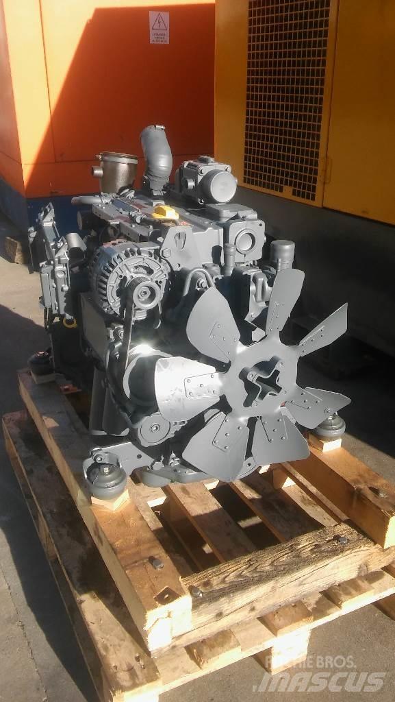Deutz BF4M2012C 发动机