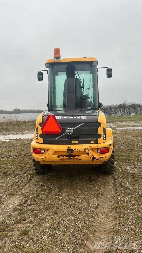 Volvo L 30 G 轮式装载机
