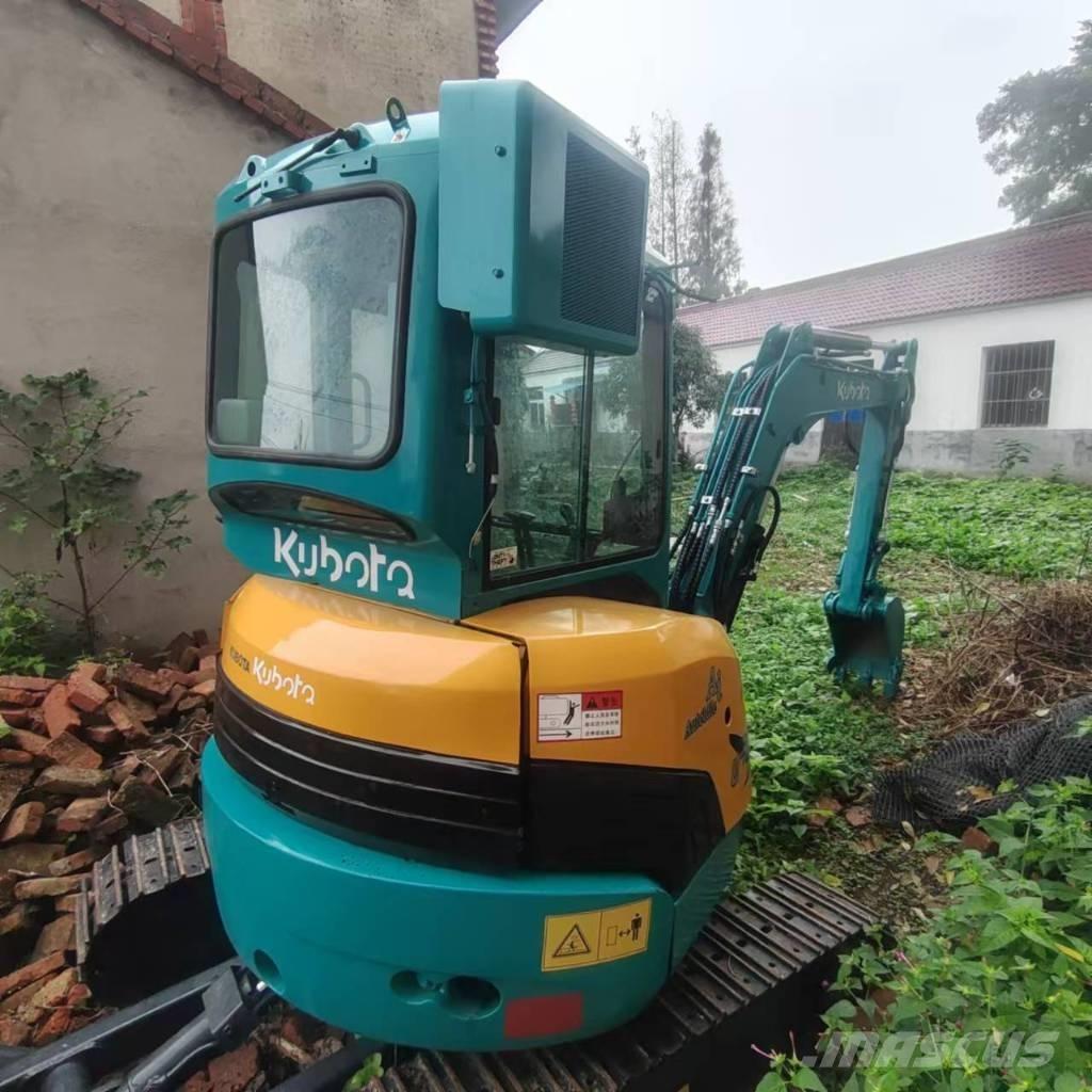 Kubota U 30 小型挖掘机
