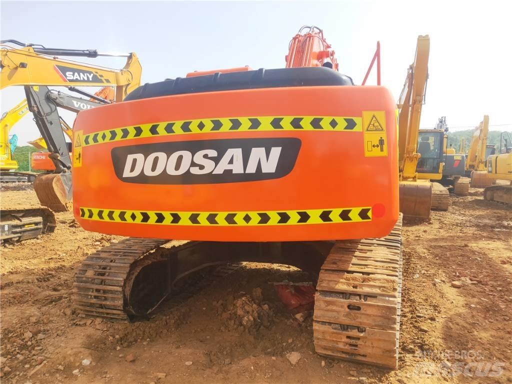 Doosan DH 220 LC-7 履带挖掘机