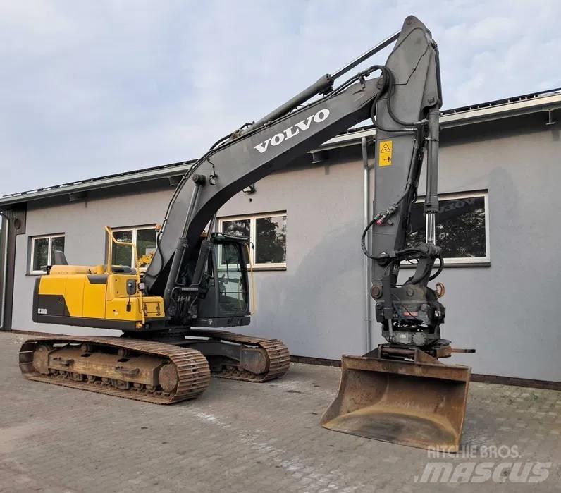 Volvo EC 220 DL 履带挖掘机