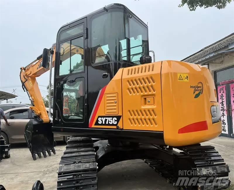 Sany SY75C 中型挖掘机