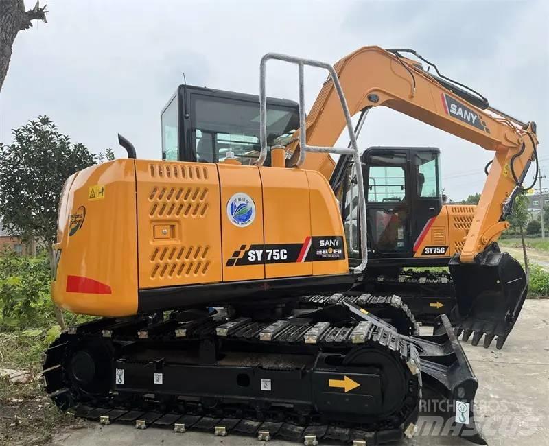Sany SY75C 中型挖掘机