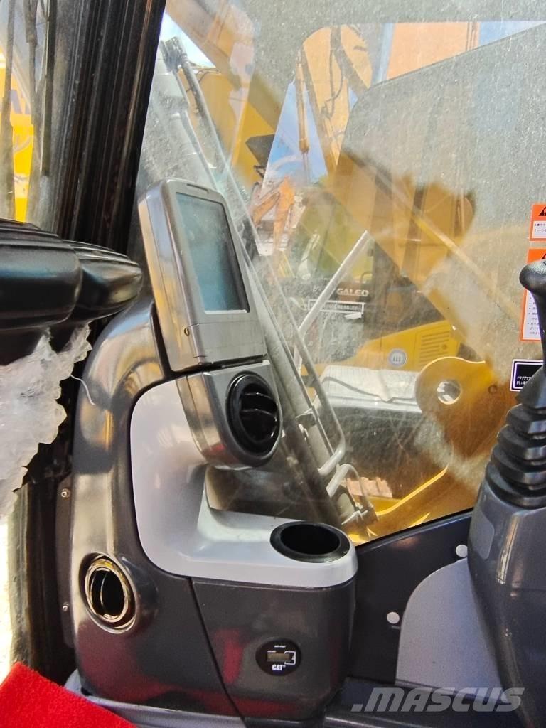 CAT 324 D2L 履带挖掘机