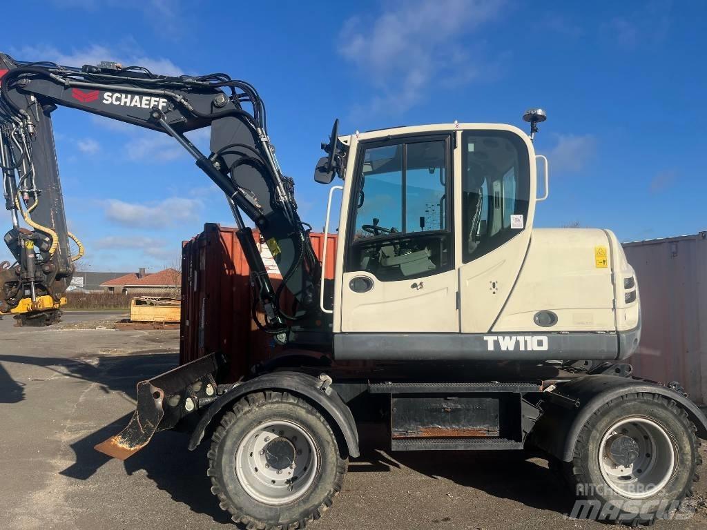 Terex TW 110 轮式挖掘机