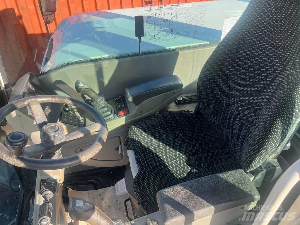 Terex TW 110 轮式挖掘机