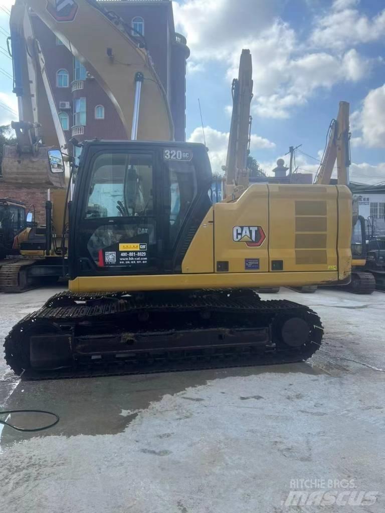 CAT 320 履带挖掘机