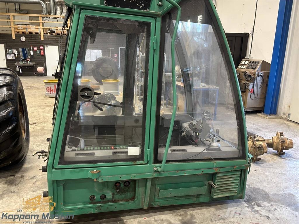 Gremo  驾驶室与内部