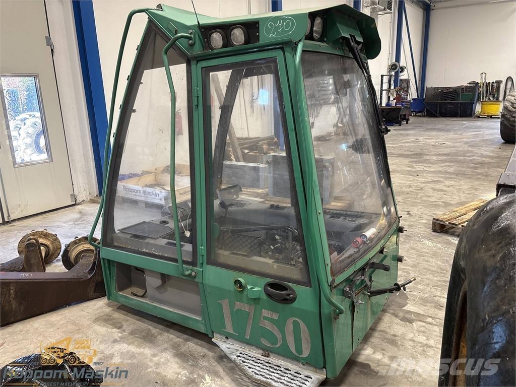 Gremo  驾驶室与内部