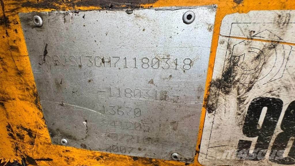 JCB JS 130 LC + JAK300 履带挖掘机