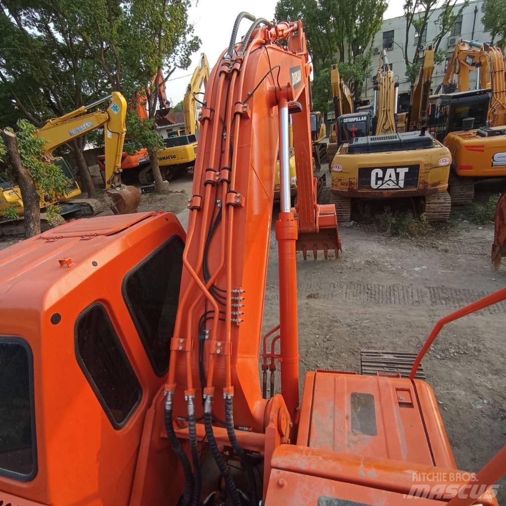Doosan DH 220 LC-7 履带挖掘机