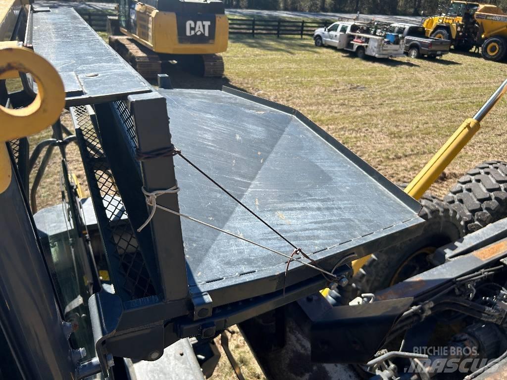 Komatsu HM 400-5 铰接式自卸车