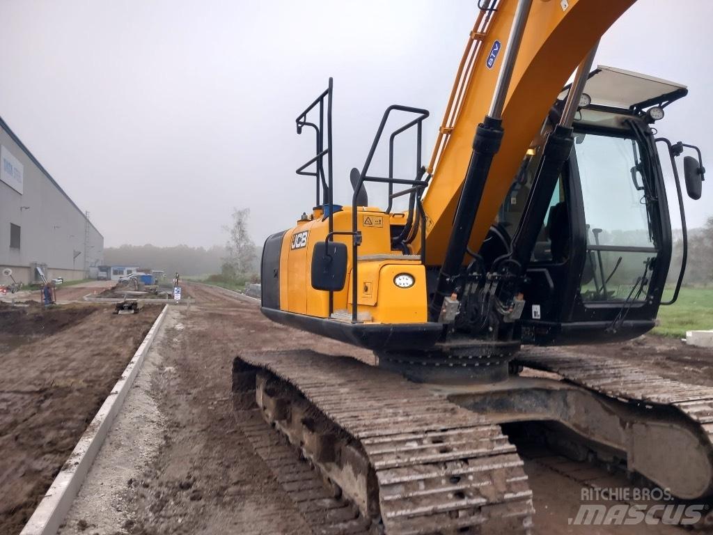 JCB JS 190 LC 履带挖掘机