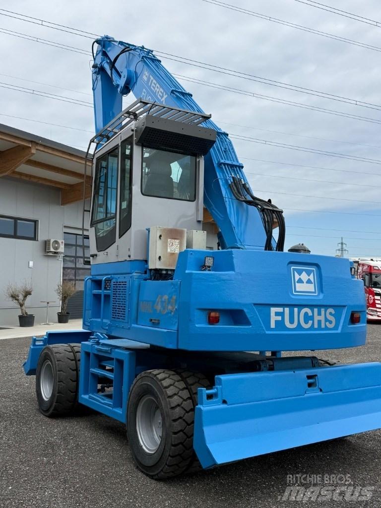 Fuchs MHL 434 工业挖掘机