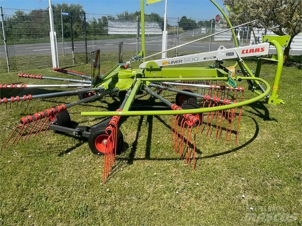 CLAAS Liner 500 料堆整形机