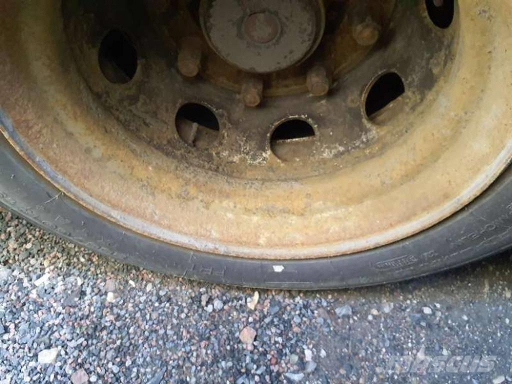 VAK VAK V-4-40 保温半挂车