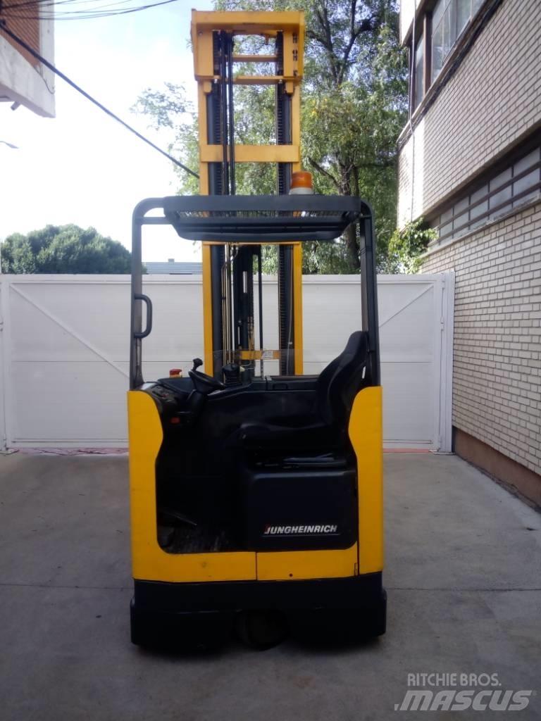 Jungheinrich ETV 220 前移式叉车