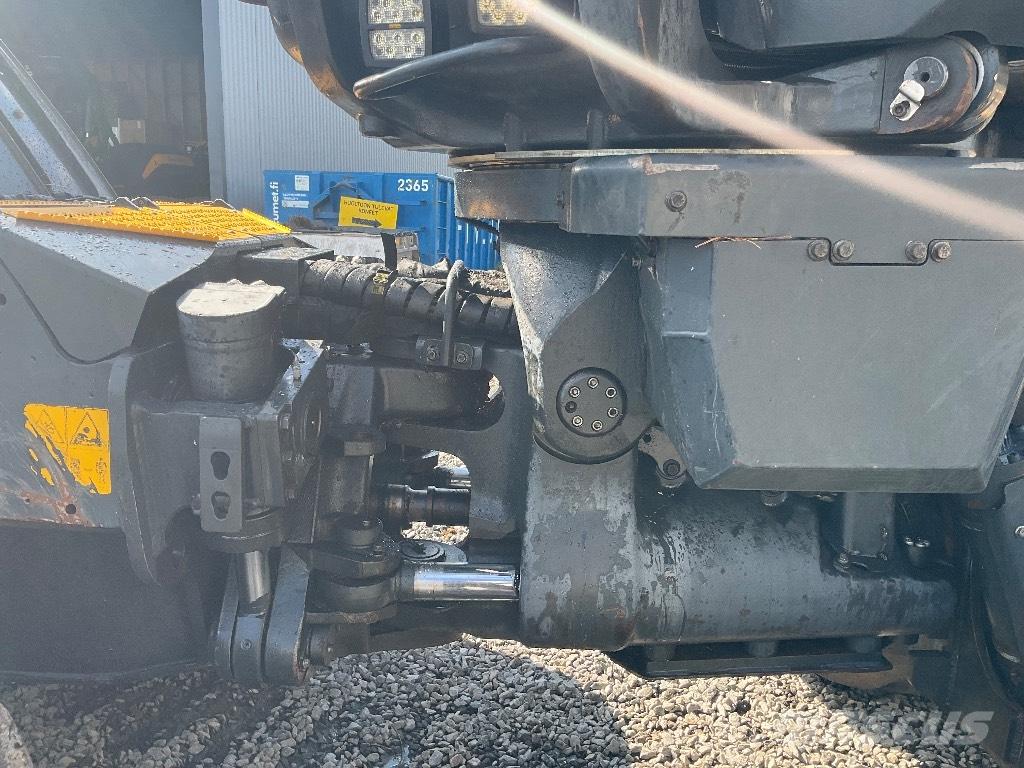 Ponsse SCORPION 8W 收割机