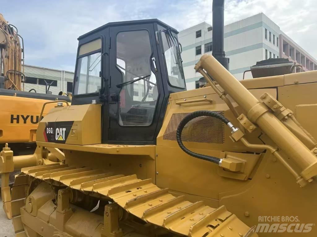 CAT D 6 G 履带式推土机
