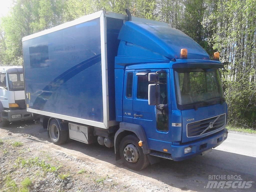 Volvo FL 220 厢式货车