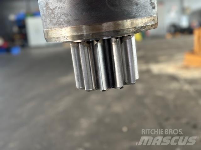 Liebherr SAT 250 传动装置