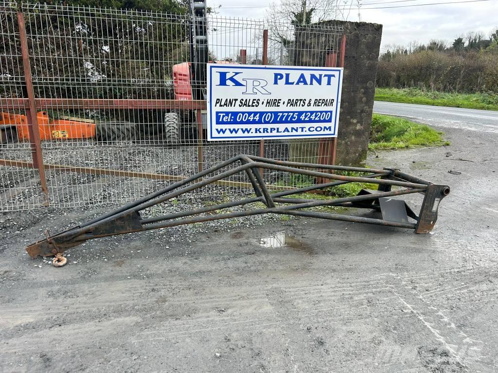 Manitou p600 履带挖掘机