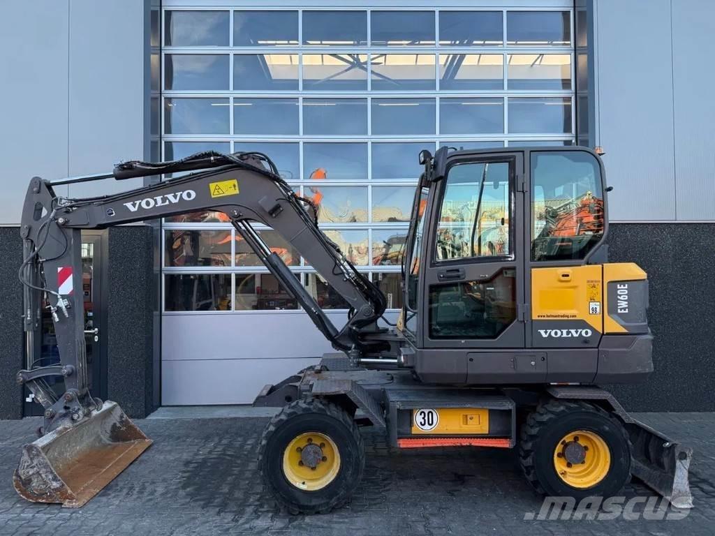 Volvo EW60E 小型挖掘机